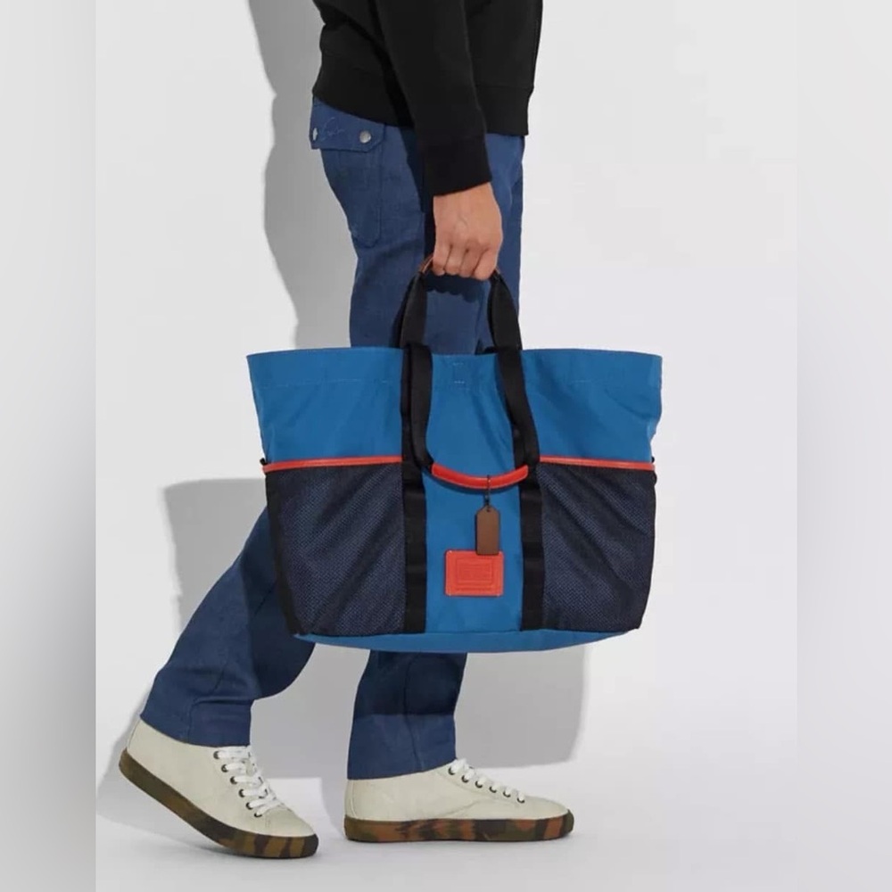 93824- Coach Reversible Pacer Tote In Signature Cordura Fabric With Coach Patch - Picture 16 of 16